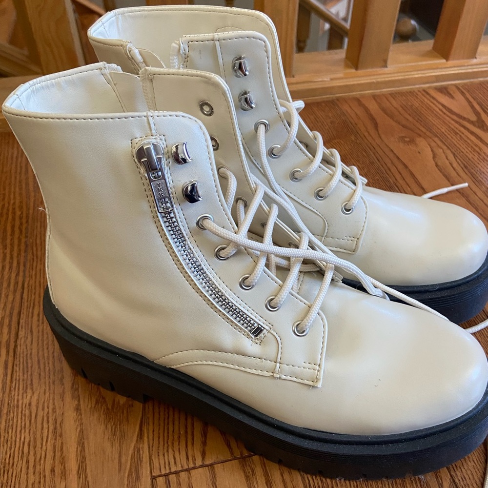 White platform combat boots from the Bay. Size 8, never worn.